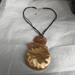 青岛外贸饰品项链女高级感欧美复古毛衣链锤纹拉丝面百搭简约项链