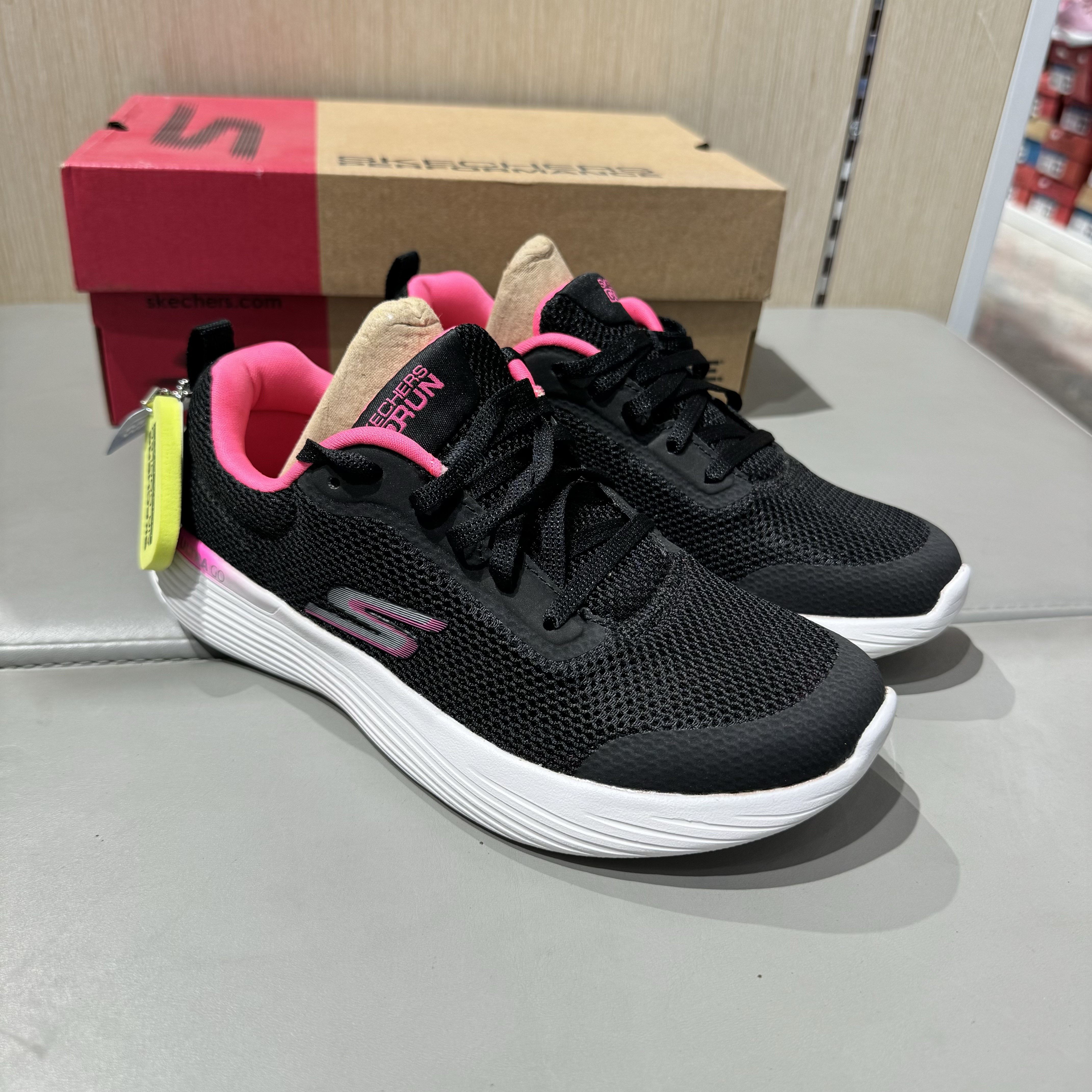 Skechers斯凯奇女鞋春夏新款网面透气跑步鞋轻便休闲运动鞋128000