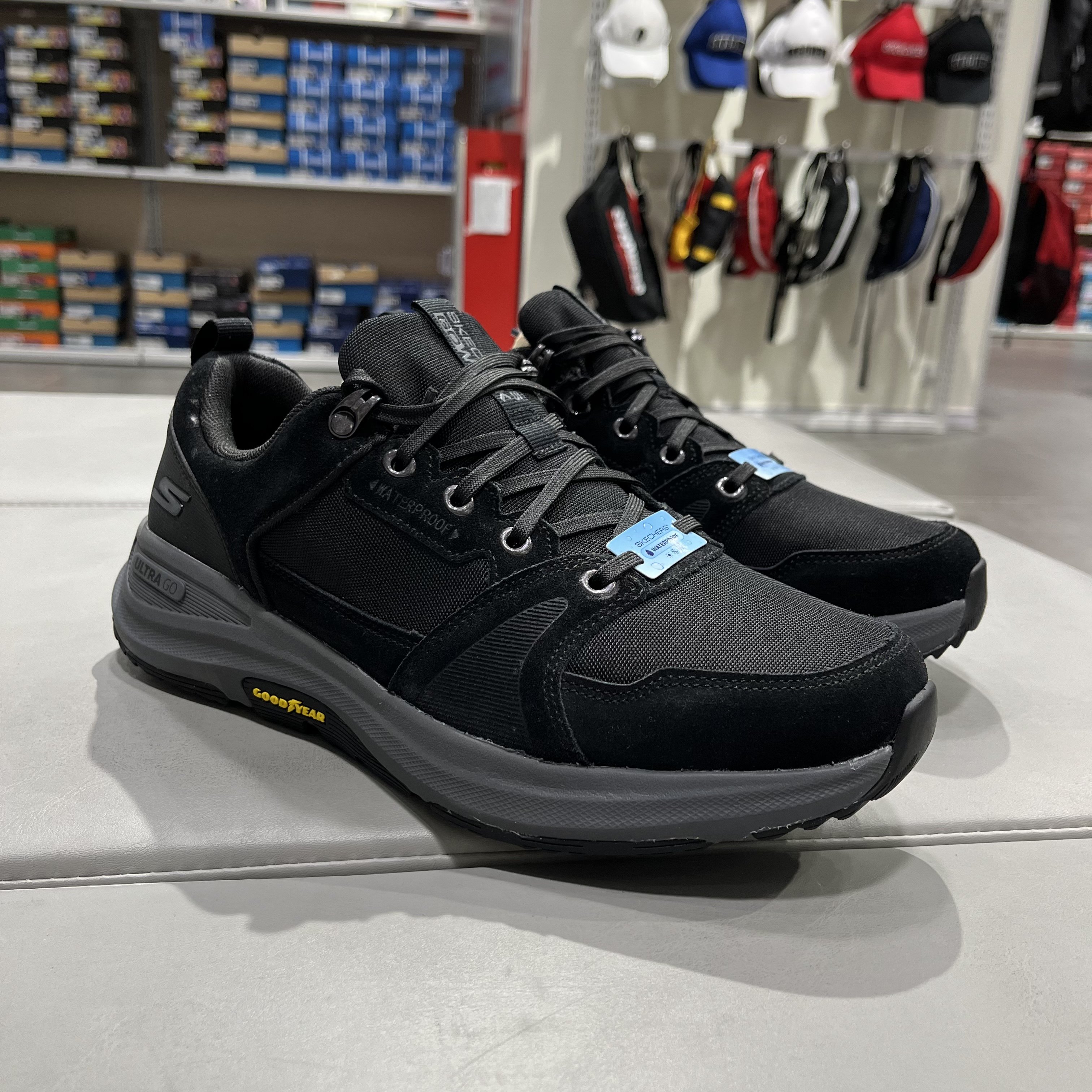 Skechers斯凯奇男士时尚绑带运动鞋网面舒适防水简约百搭 216106