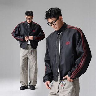 春秋季黑色潮牌男痞帅美式外套休闲夹克立领条纹拼接机车短款皮衣