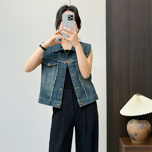 惠衣阁春夏女牛仔马夹水洗牛仔马夹韩版休闲复古磨白做旧牛仔外套