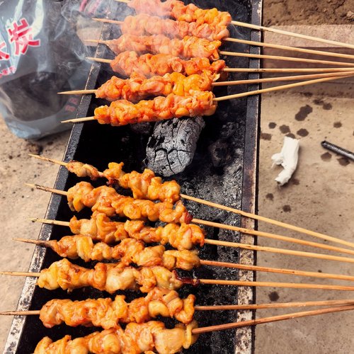 带皮鸡肉鸡肉筋20串烤串好吃