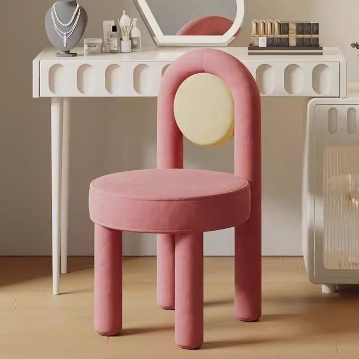 奶油风卧室化妆椅网红化妆美甲凳轻奢椅子女生家用卧室简约梳妆