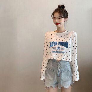 脚印白色长袖 纯棉秋季 宽松辣妹上衣短款 新款 百搭显瘦T恤女ins 韩版