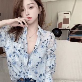 2026新款减龄好看的雪纺衫上衣港风气质碎花长袖防晒衬衫女款夏季