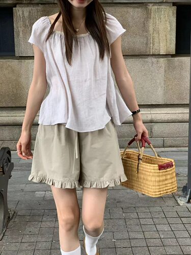 微胖友好！方领飞袖宽松遮肉小衫