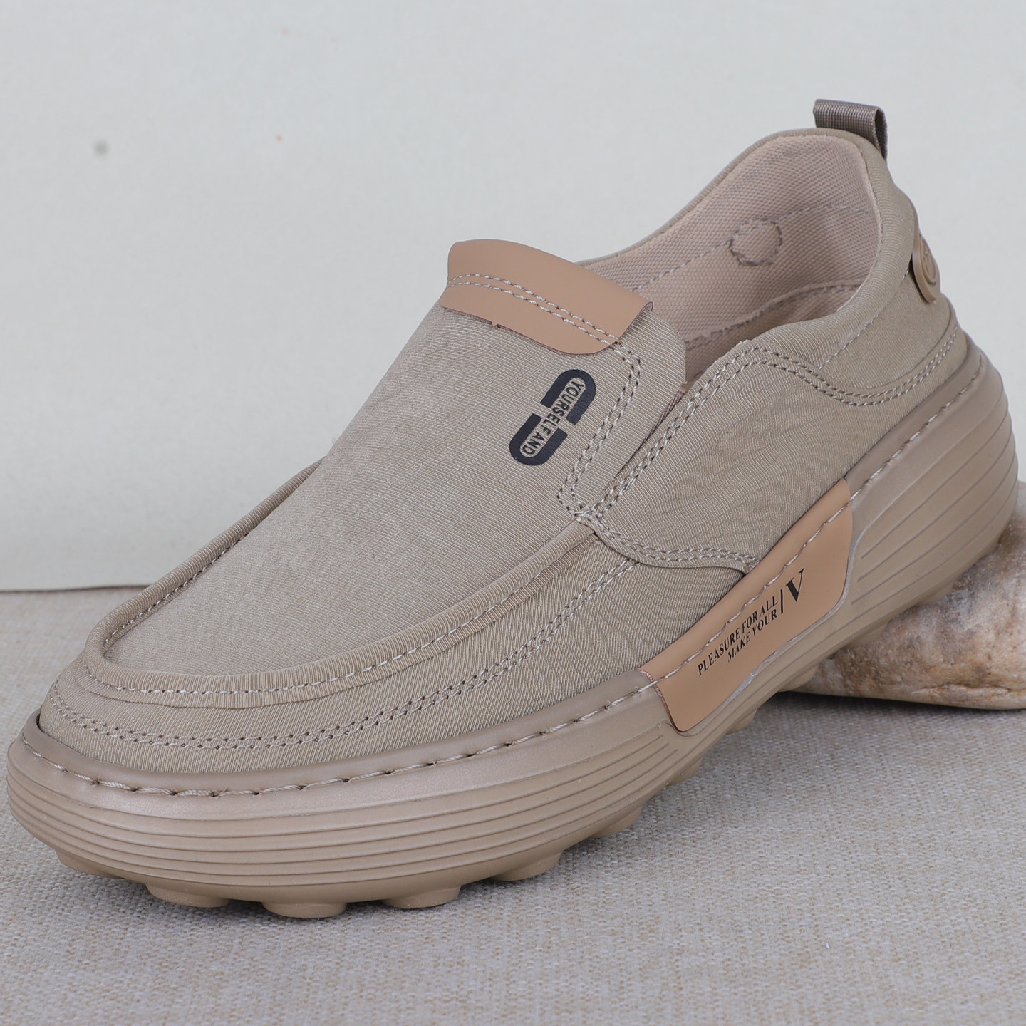 26春季新款布鞋男老北京男士休闲鞋透气软底宽脚百搭简约开车鞋子