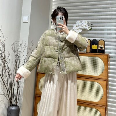 DAWANG丨【轻奢提花】面料水貂拼鹅绒服女士短款鹅绒服85501