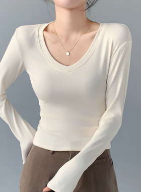 2026新款爱心领打底衫内搭外穿设计感上衣白色长袖t恤正肩V领