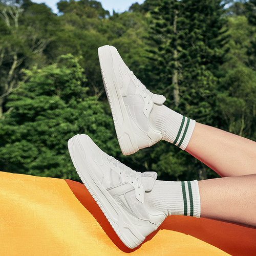 特步苜白板鞋男鞋2025夏季新款小白鞋正品休闲鞋运动鞋厚底男鞋子