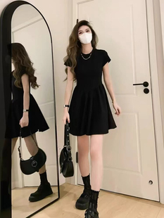 小个子显瘦短裙 2024年新款 赫本风黑色高端气质连衣裙子女夏季 法式