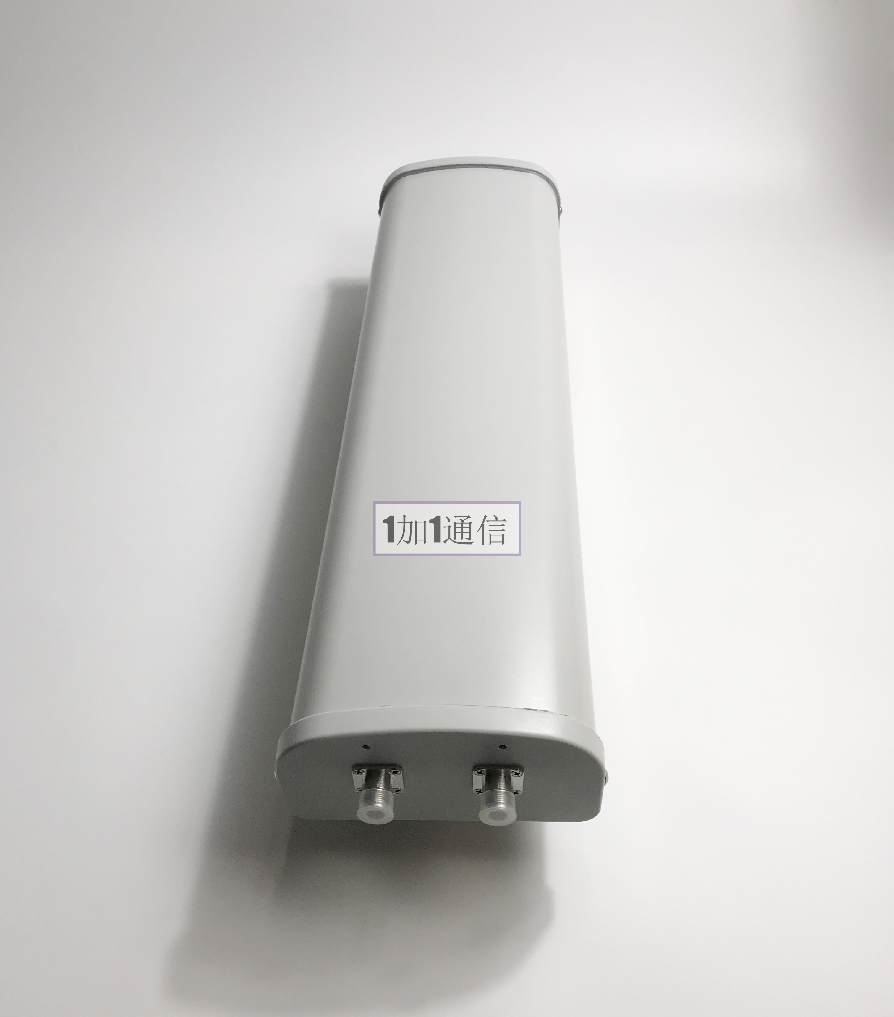 1710-2700MHz 15dBi ±45°双极化定向基站板状天线电子围栏天线