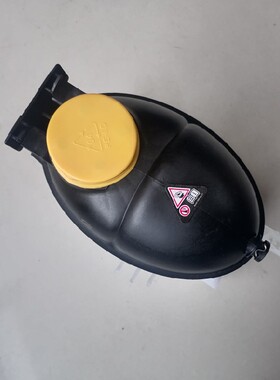 奔驰w204 w212c180 c200 E260 E300 GLK300 320水箱副水壶 蓄水壶