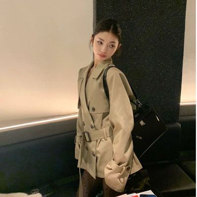 高级感风衣外套女秋季新款女装卡其色英伦风小个子收腰短款大衣潮