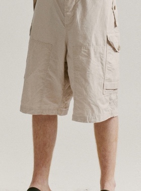 法国Casey Casey腰带抽绳轻蜡柔软翻盖口袋工装休闲短裤浅泥灰