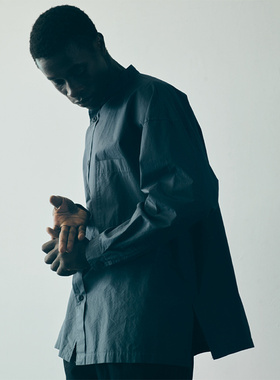 日本Kontor苏比马棉高密度微厚立艇无领口袋微宽松长袖衬衫蓝灰色