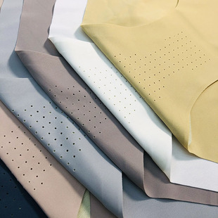 女 夏娃伴侣6503冰丝无痕凉爽透气孔丝滑内裤 135个透气孔裆部