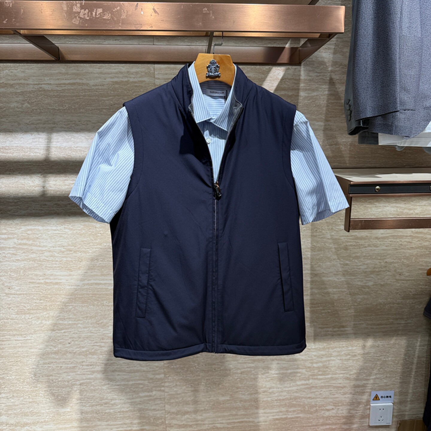 圣宝龙背心26专柜新款正品春秋男装V领山羊绒马甲外套SP668402