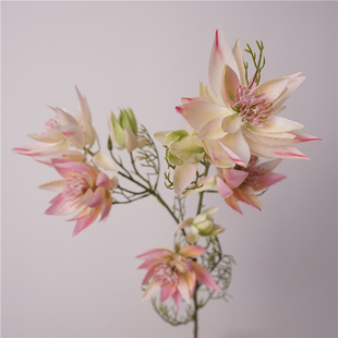 仿真花新娘花高品质花艺设计家居装饰品拍照道具婚庆手捧花束假花