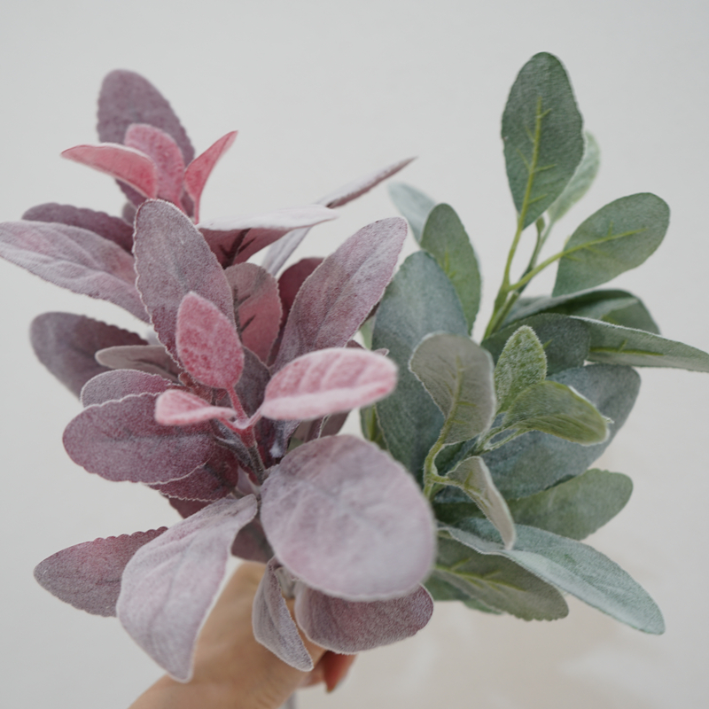 北欧风单支兔耳餐桌搭配仿真绿植