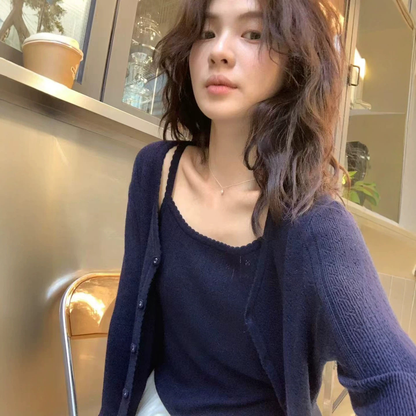 韩国小众2026秋冬季复古文艺风圆领两件套针织开衫上衣吊带修身女