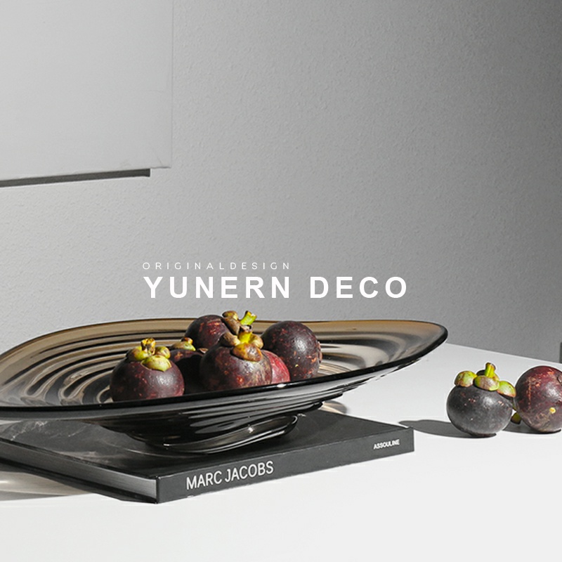 简约不规则售楼处玄关电视柜果盘