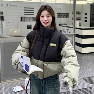 黑绿拼色短款羽绒服女冬季超火好看高级小众加绒保暖面包服厚外套图片
