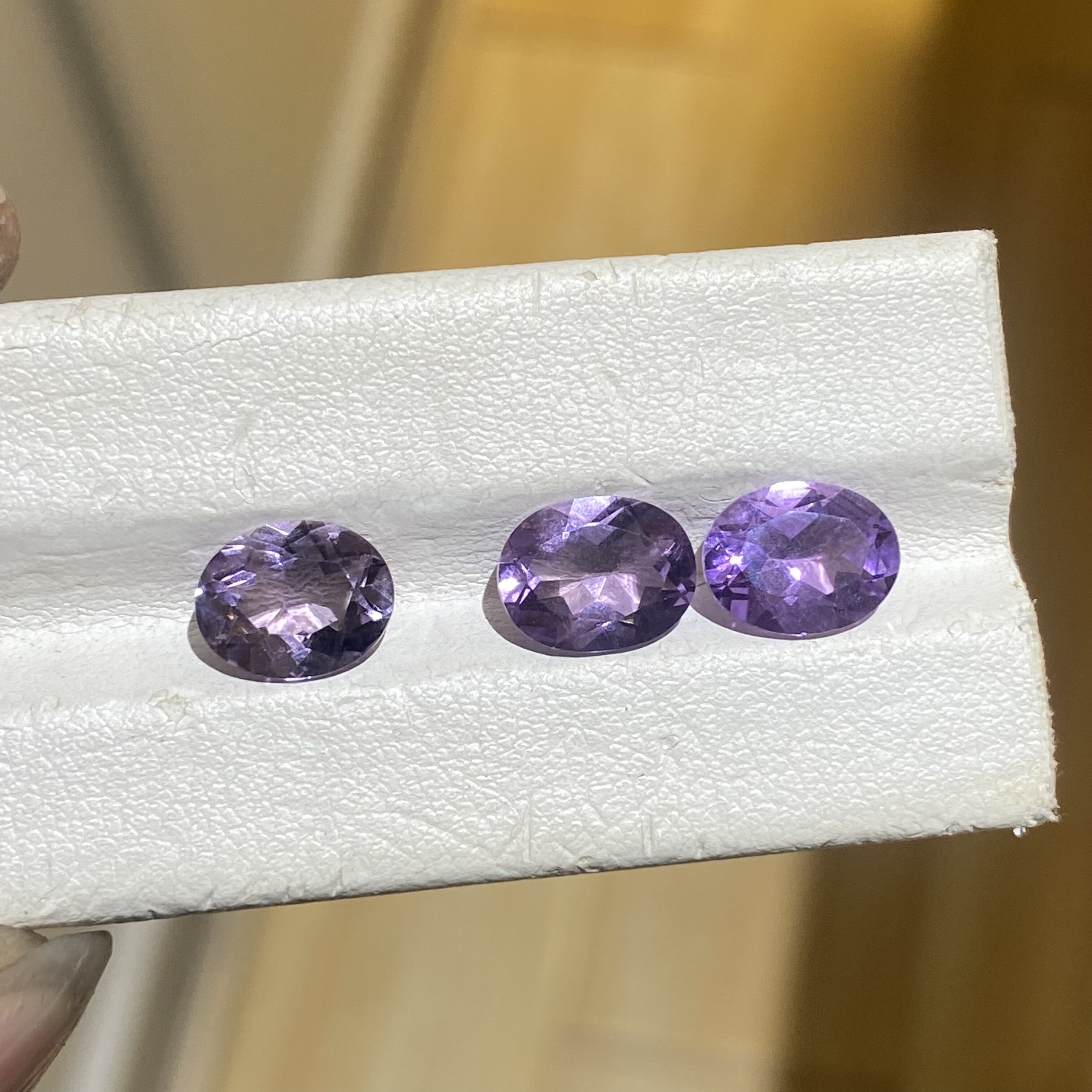 天然薰衣草色巴西紫水晶戒面火彩闪全净体戒指彩色宝石裸石7x9mm