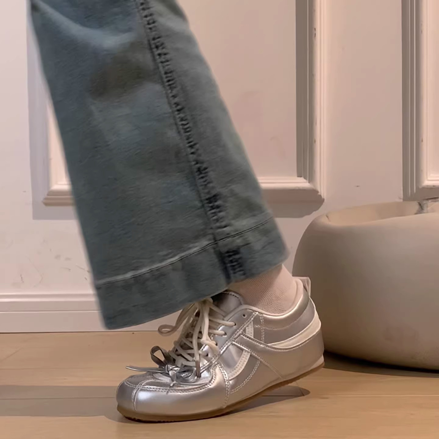 复古银色内增高厚底德训鞋女2026新款春季配裙子休闲阿甘运动鞋子