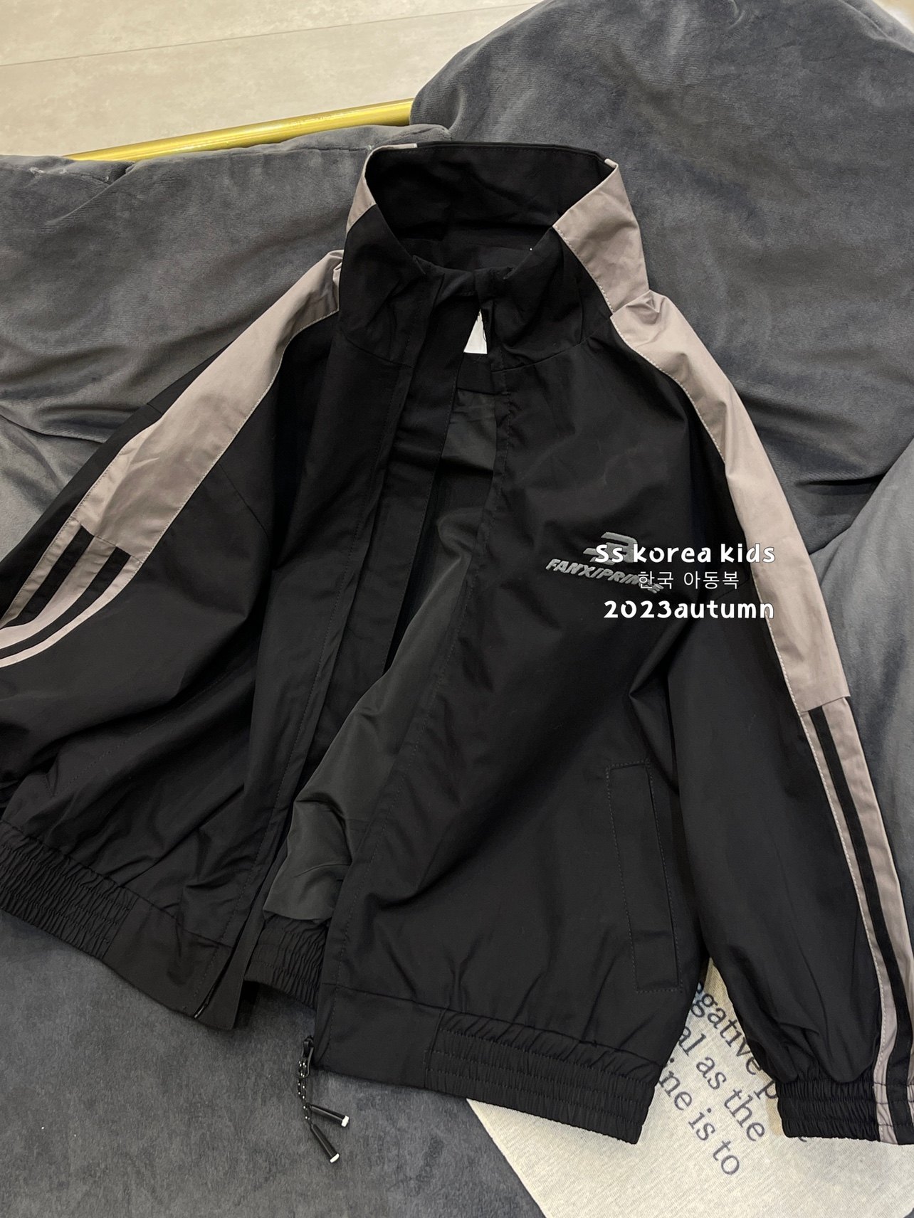 보라 한국 아동복 소년 재킷 2024 새로운 스타일 아동 재킷 가을 의류 소녀 유행 의류