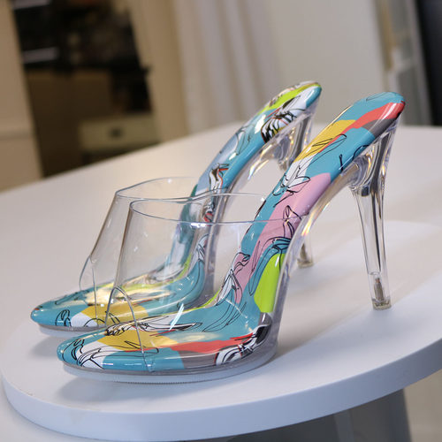 彩色透明水晶高跟拖鞋细跟一字式露趾凉鞋超大码欧美模特走秀职业