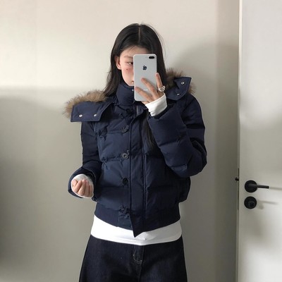 南区菲奥娜藏青色大毛领羽绒棉服