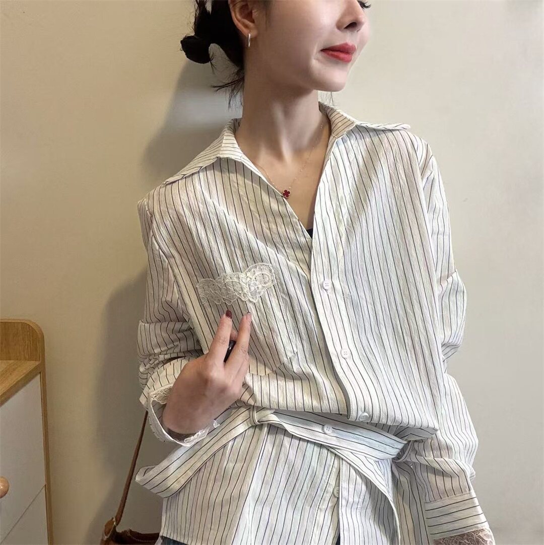 法式高级感条纹衬衫女2026春季新款长袖翻领系带收腰显瘦宽松上衣
