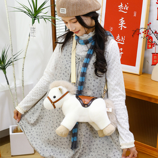 2026新款毛绒小马单肩包玩偶年吉祥物斜挎包马造型棕色礼物休闲包