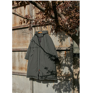 文艺休闲复古原创女装冬季土灰绿长绒棉布双股织造连帽式羽绒服
