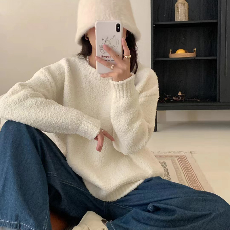 圆领甜美宽松珊瑚绒简约毛衣女潮