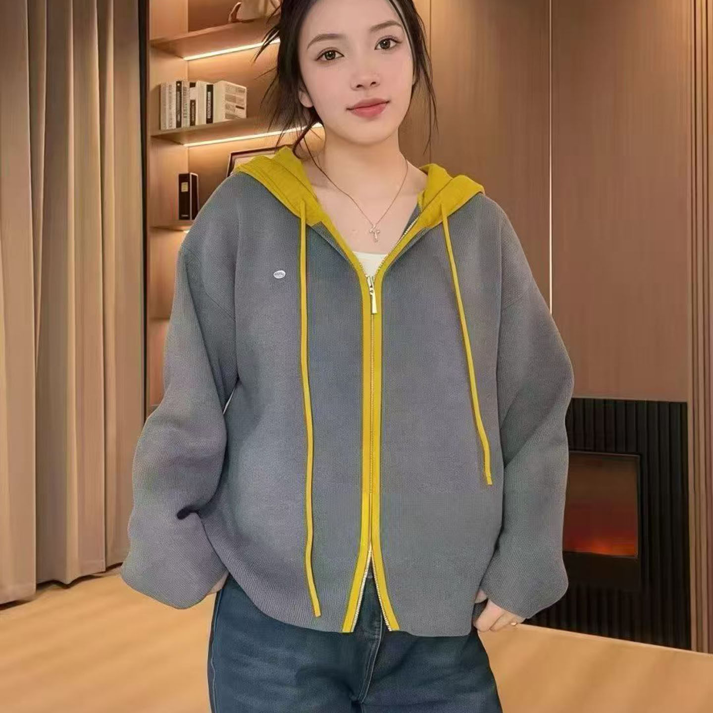 韩系慵懒风拼色连帽抽绳针织开衫女秋冬新款时尚宽松气质显瘦外套,女装/女士精品,毛针织衫,淘宝优惠券,粉丝福利购,淘宝优惠卷