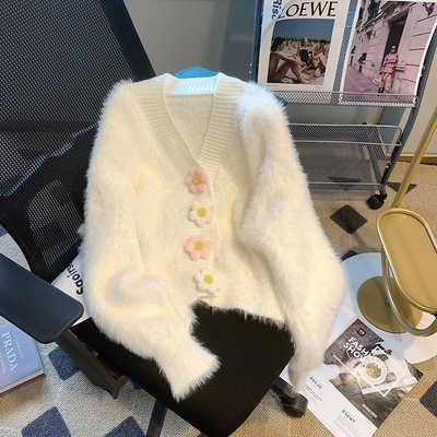 水貂绒花朵扣V领外穿毛毛开衫女