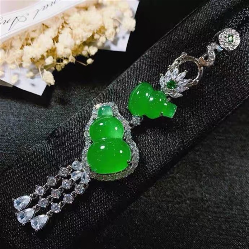 豪华玉髓项链帝王绿葫芦装饰品