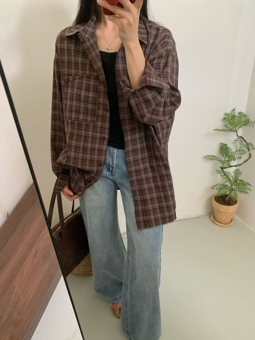 慵懒既视感！复古咖色格子衬衫女宽松大版显瘦中长款衬衣外套秋季