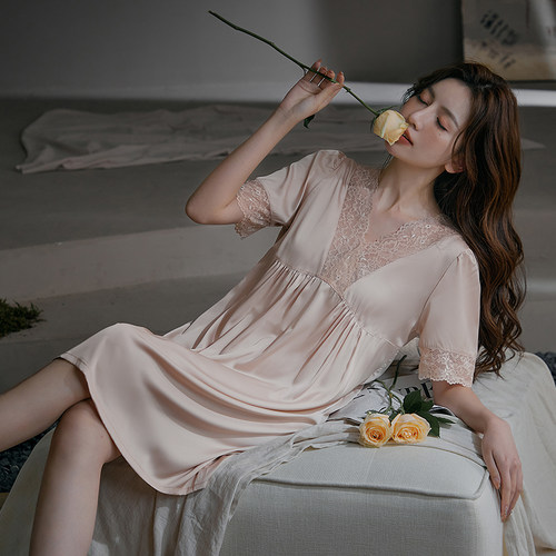 薄款冰丝春夏季V领短袖蕾丝睡裙