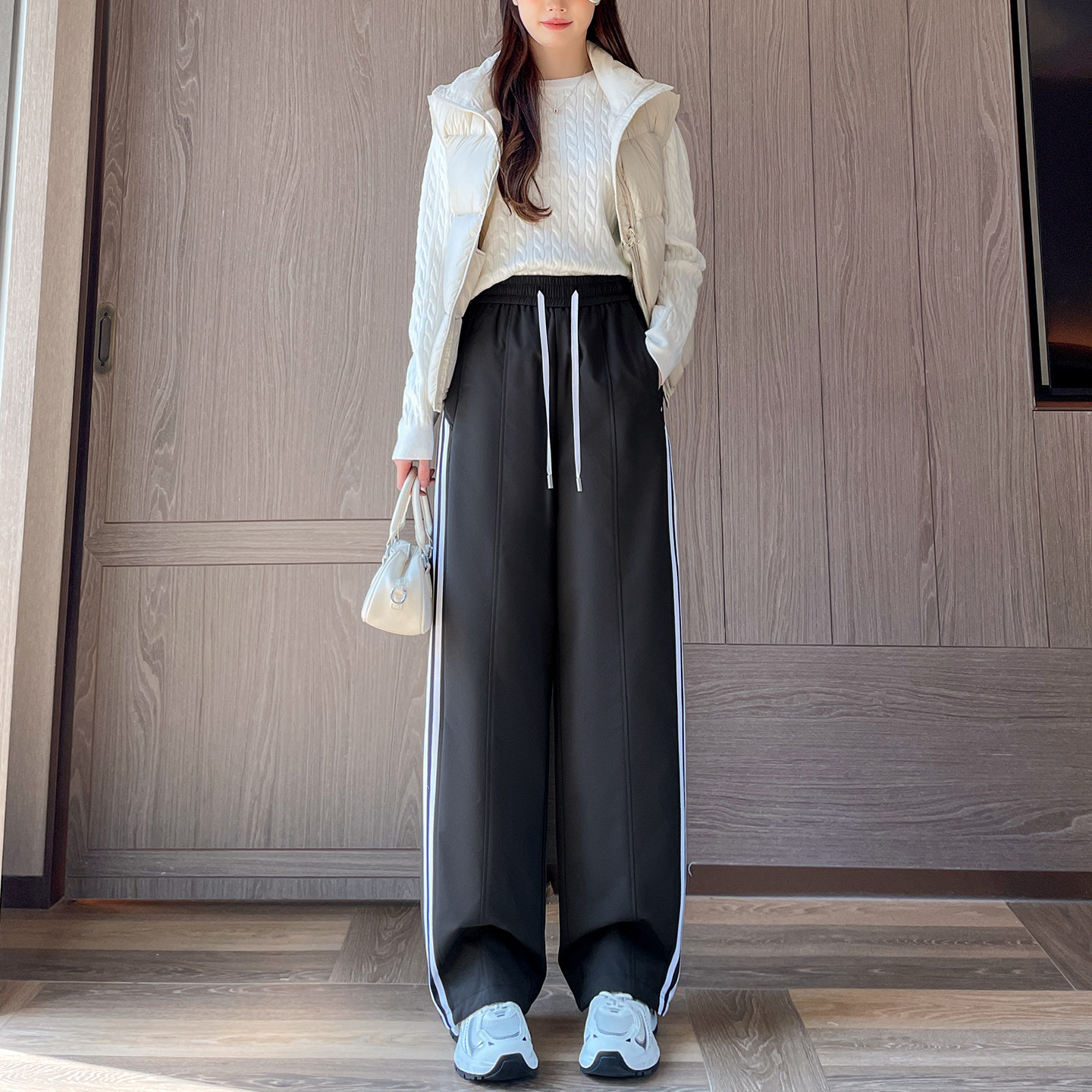 白鸭绒工装羽绒裤女冬季学生外穿时尚加厚极寒防寒束脚保暖棉裤
