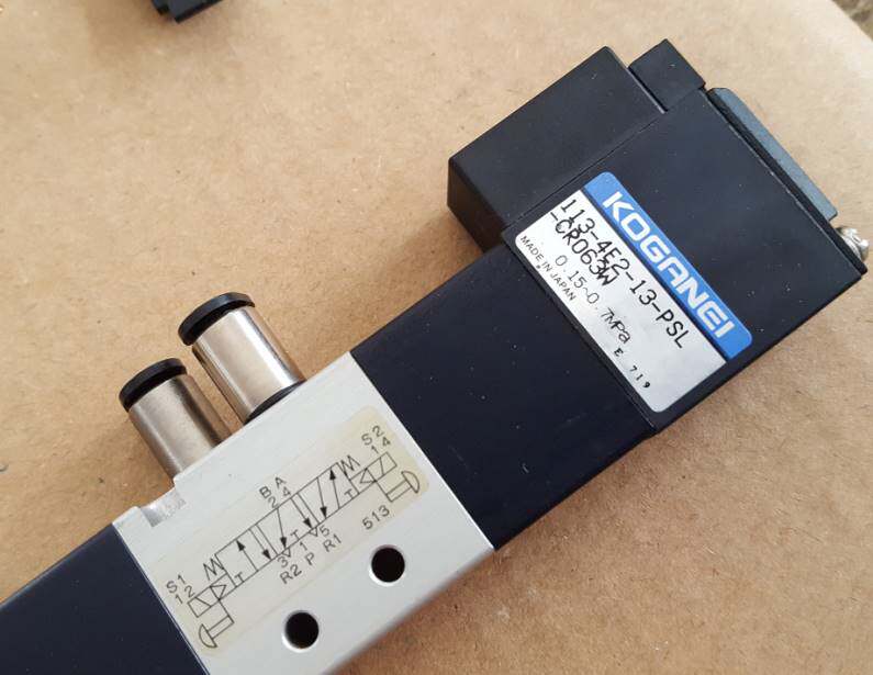 小金井 koganei 原装电磁阀 113-4e2-13-psl113-4e2-83 dc24v二手