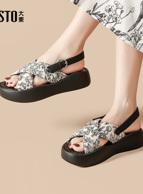 大东厚底凉鞋女鞋2025夏季新款休闲一字扣新中式露趾沙滩鞋0128