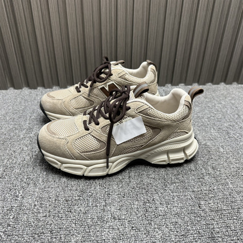 35-36码亏本处理真皮老爹鞋