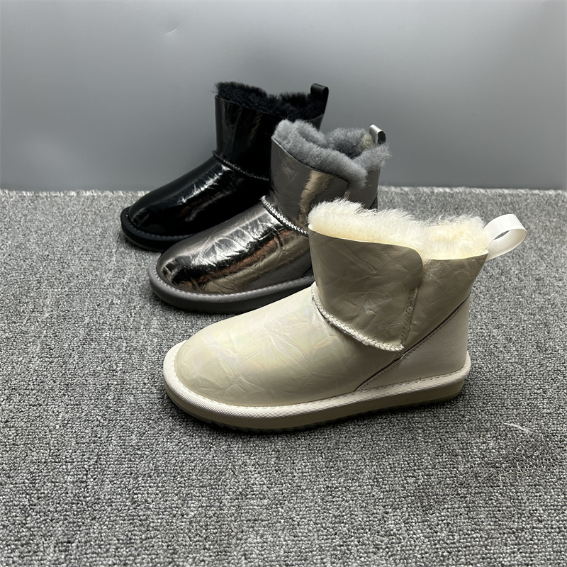 断码处理皮毛一体雪地靴