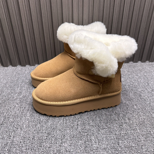 2025年冬处理真皮羊毛口轻便雪地靴时尚牛角扣加绒加厚东北大棉鞋