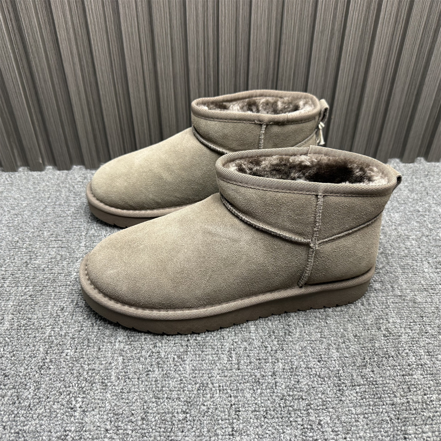 撤柜处理真皮男鞋雪地靴冬季新款加绒保暖防滑韩版时尚男士棉靴子,女鞋,时尚雪地靴,淘宝优惠券,粉丝福利购,淘宝优惠卷