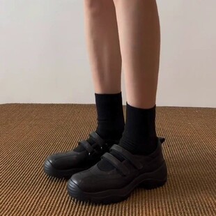 复古风厚底玛丽珍鞋女2026秋季黑色魔术贴内增高单鞋小个子气质鞋