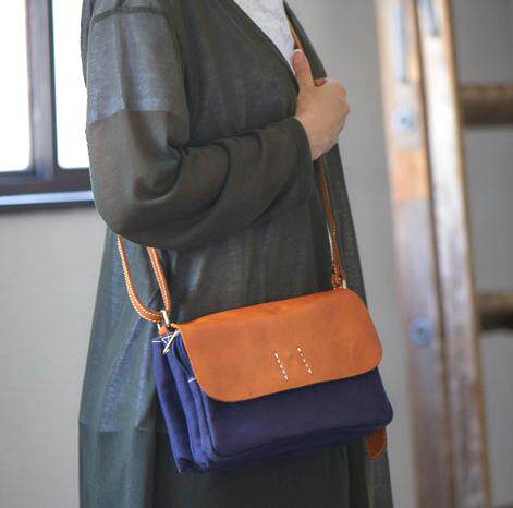 日本代购正品牛皮帆布女包小号单肩包日系三段式手包邮差包拉链包